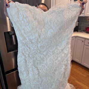Amazing Monique Lhullier size 8 wedding dress fabulous condition